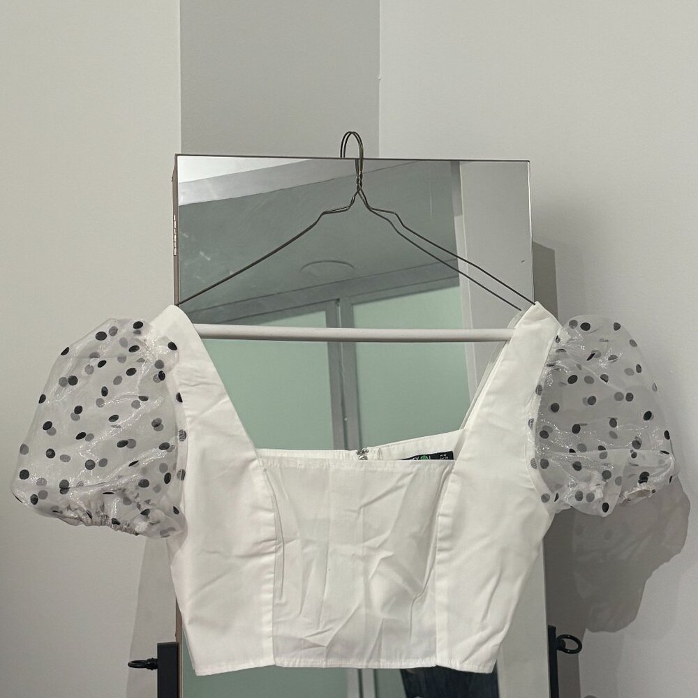 Crop top with sheer sleeve
